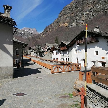 Ca Ad Me Pare Alloggio Con Terrazza Panoramica Moncenisio Bagian luar foto