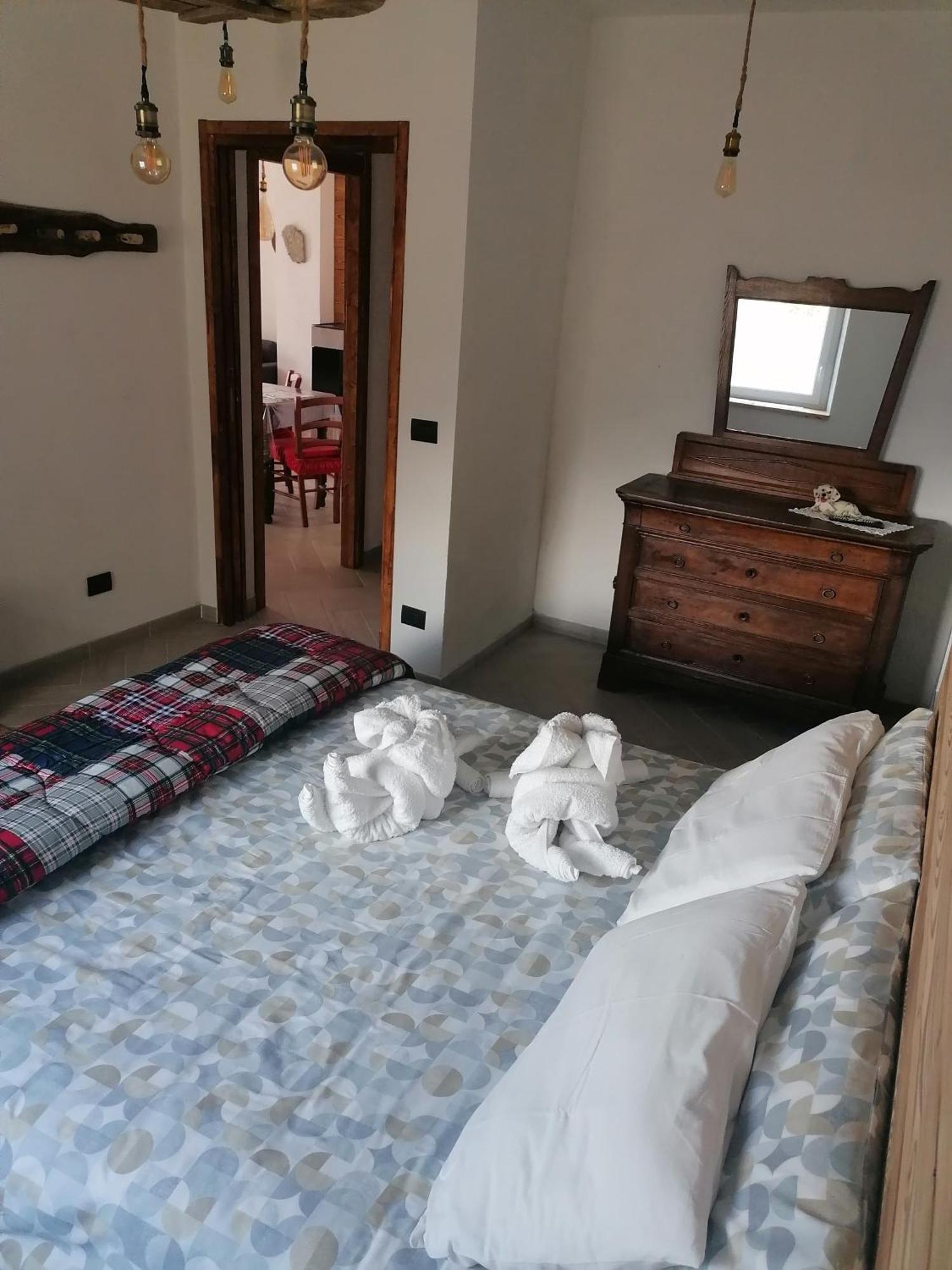 Ca Ad Me Pare Alloggio Con Terrazza Panoramica Moncenisio Bagian luar foto