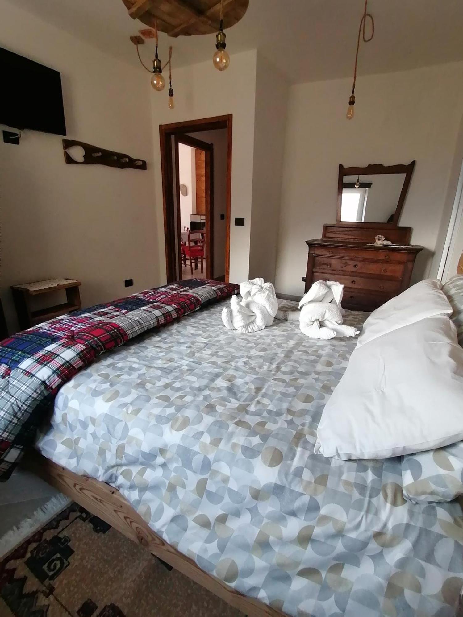 Ca Ad Me Pare Alloggio Con Terrazza Panoramica Moncenisio Bagian luar foto