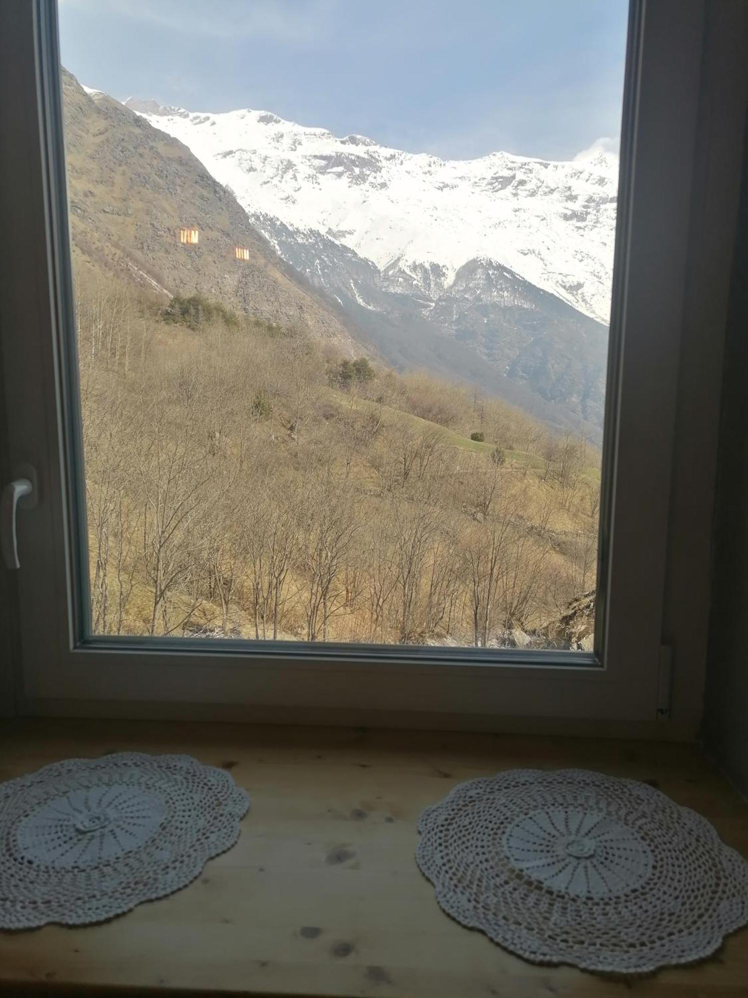 Ca Ad Me Pare Alloggio Con Terrazza Panoramica Moncenisio Bagian luar foto