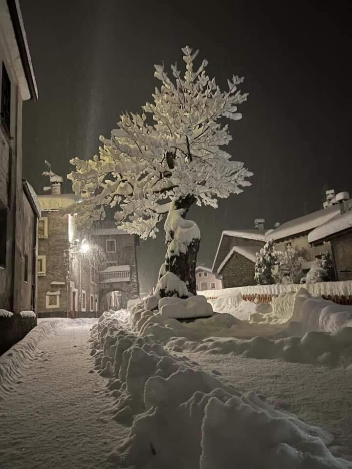 Ca Ad Me Pare Alloggio Con Terrazza Panoramica Moncenisio Bagian luar foto