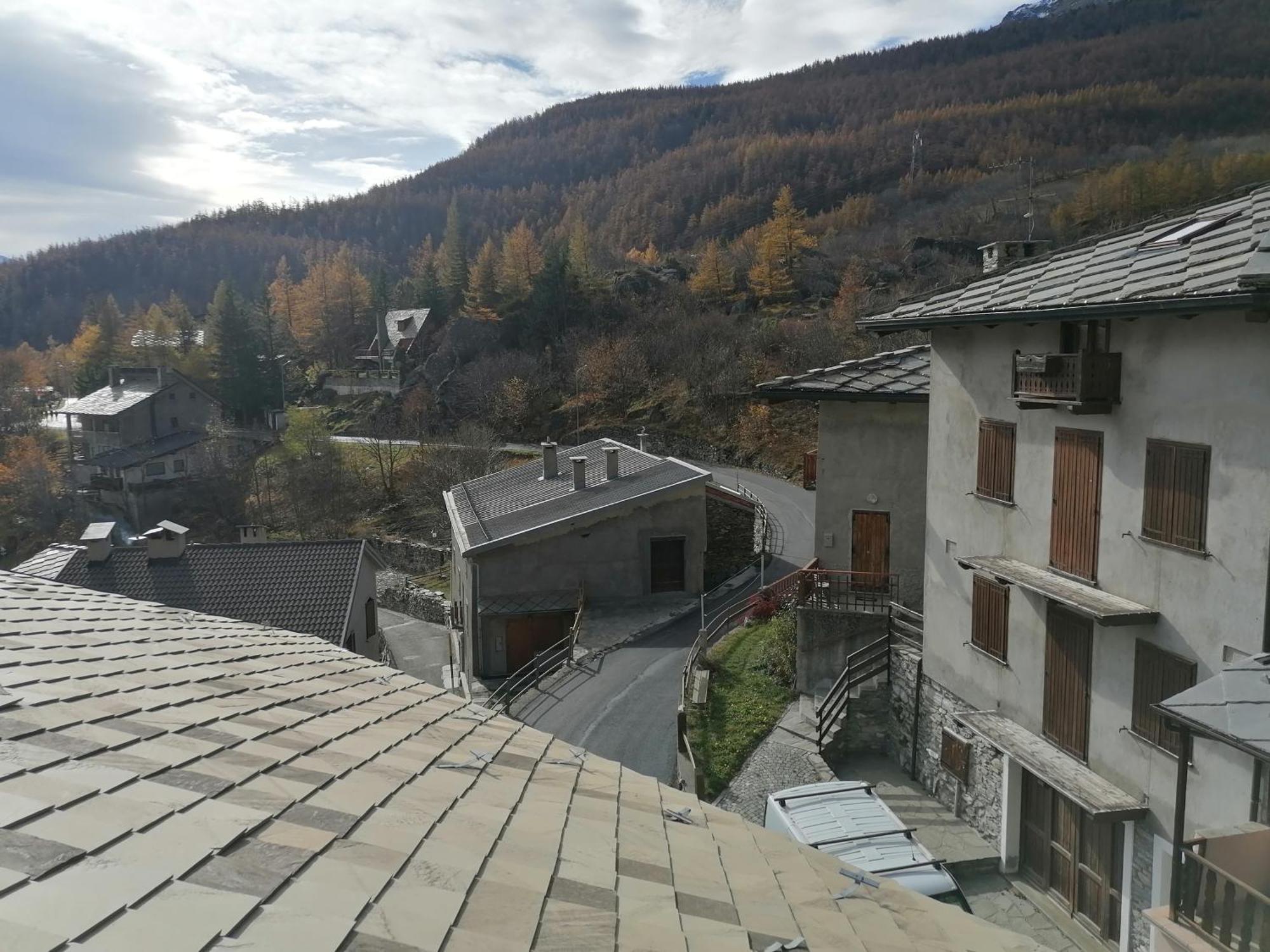 Ca Ad Me Pare Alloggio Con Terrazza Panoramica Moncenisio Bagian luar foto